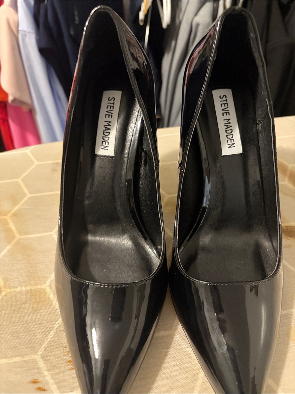 Steve Madden Black Patent Pointed Toe Pumps